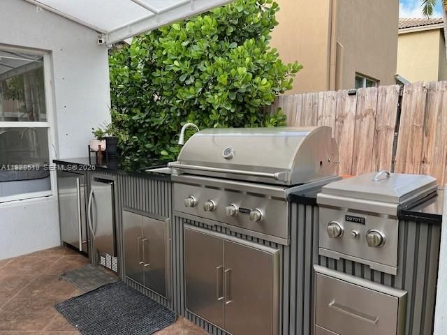 Продажа дома по адресу 1988 SE 12th St - фото 7435995