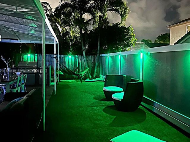 Продажа дома по адресу 1988 SE 12th St - фото 7435998