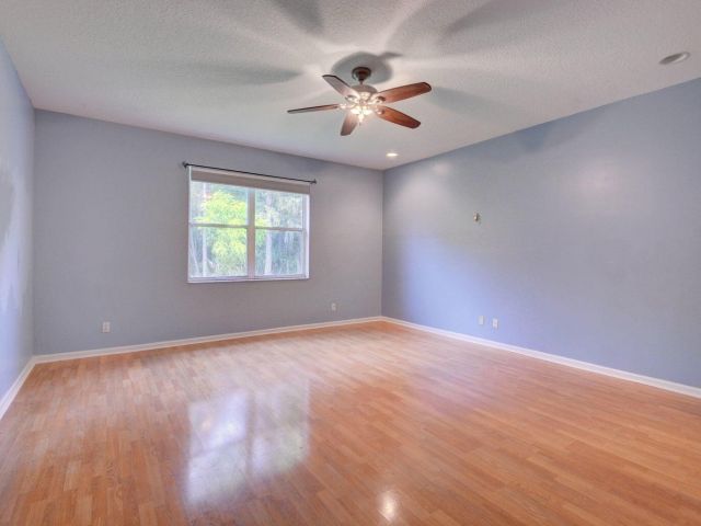 Дом в аренду по адресу 1282 Pebble Ridge Lane - фото 6207234