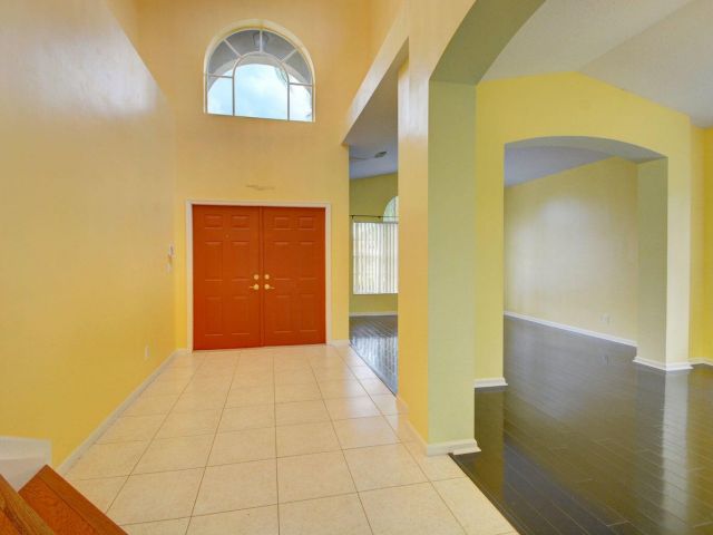 Дом в аренду по адресу 1282 Pebble Ridge Lane - фото 6207240