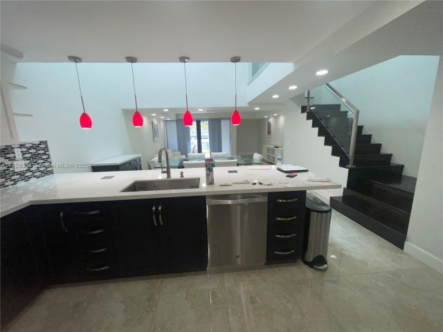 Продажа дома по адресу 310 Poinciana island Dr 802 - фото 6255996