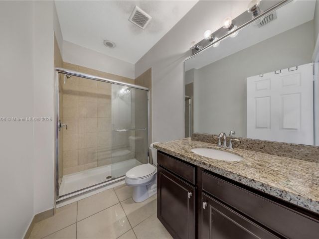 Продажа дома по адресу 14776 SW 10th St 10501 - фото 6206773