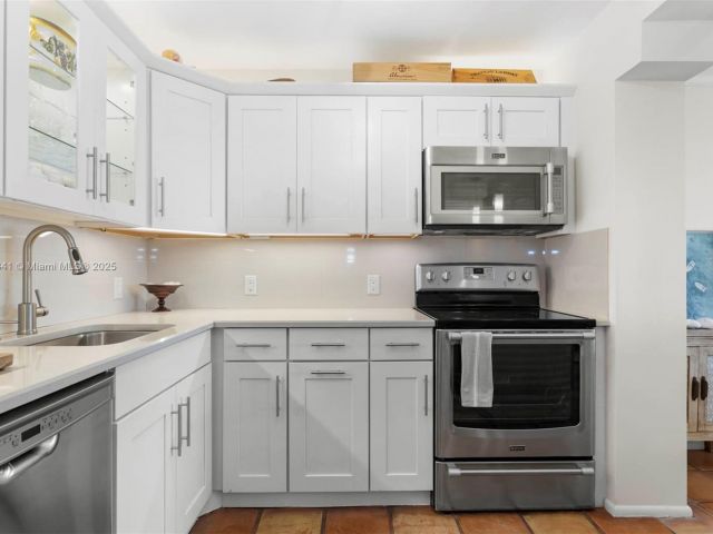 Квартира в аренду номер2302 - фото 6208053