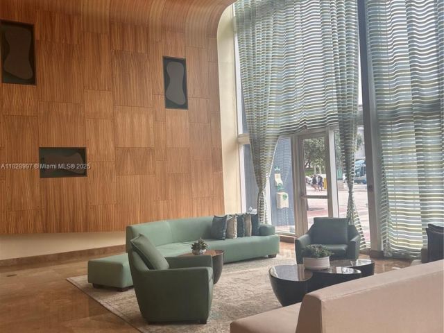 Продажа квартиры #4706 - фото 6225913