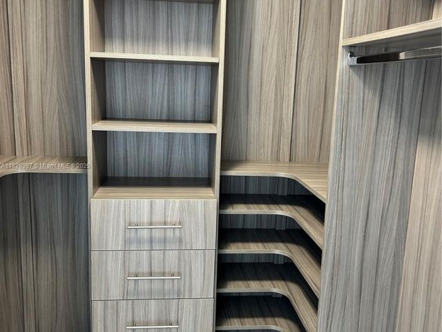 Продажа квартиры #4706 - фото 6225918