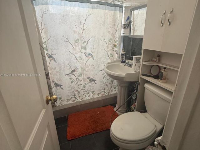 Продажа дома по адресу 7900 SW 21st Ter - фото 6206836