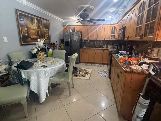 Продажа дома по адресу 7900 SW 21st Ter - фото 6206838