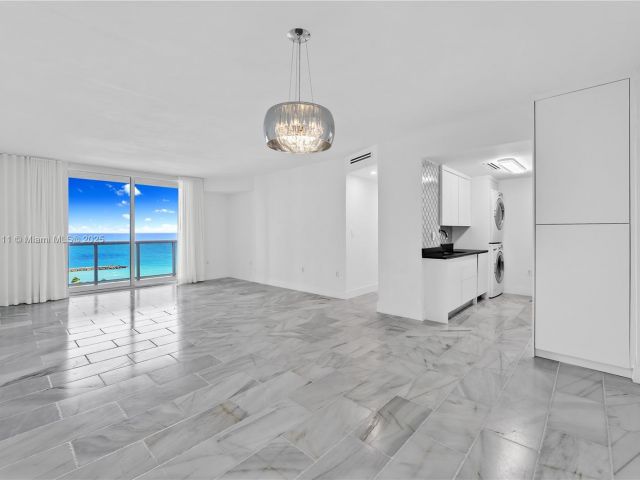 Продажа квартиры #1035 - фото 6237726