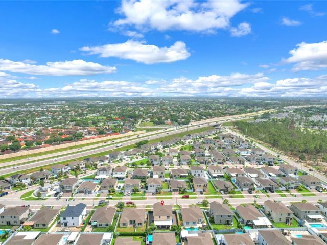 Продажа дома по адресу 13270 SW 272nd St - фото 6229068