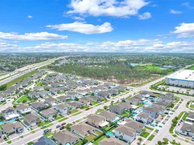 Продажа дома по адресу 13270 SW 272nd St - фото 6229070