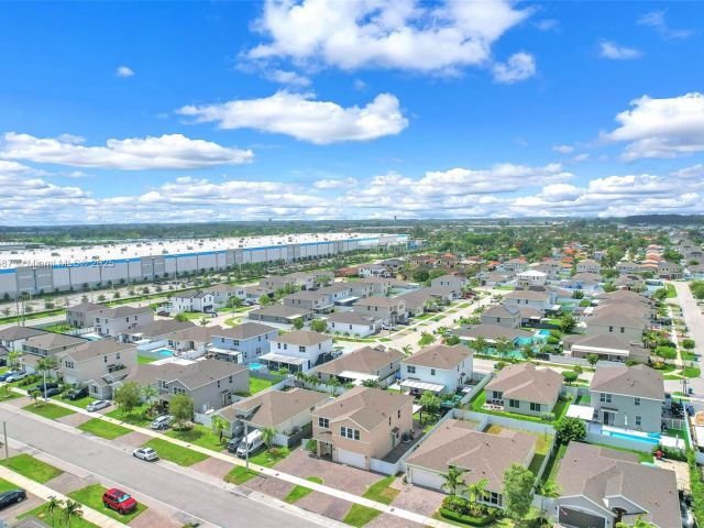 Продажа дома по адресу 13270 SW 272nd St - фото 6229074