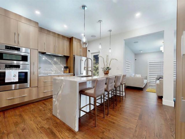 Продажа дома по адресу 1222 Cortez St - фото 6212464