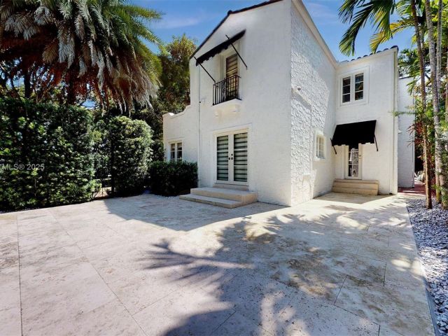 Продажа дома по адресу 1222 Cortez St - фото 6212475