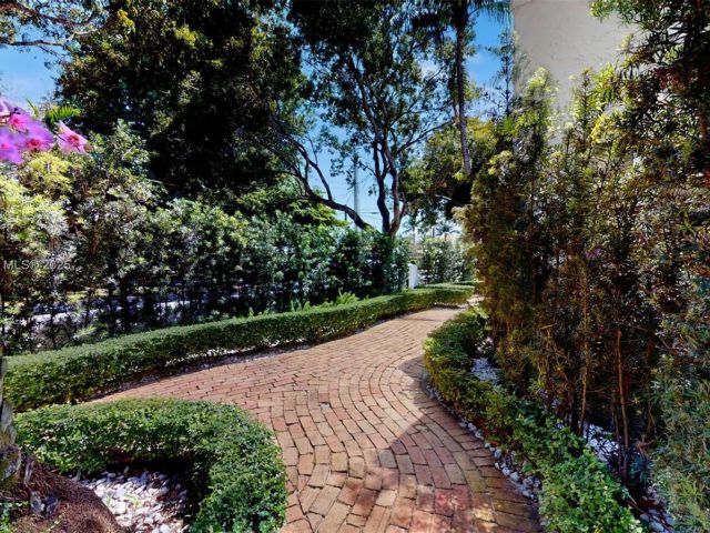 Продажа дома по адресу 1222 Cortez St - фото 6212478