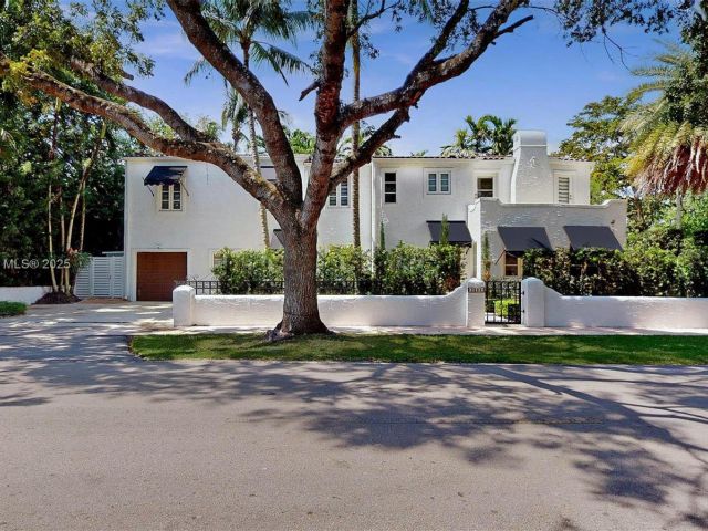 Продажа дома по адресу 1222 Cortez St - фото 6212482