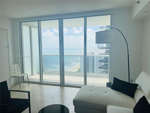 Квартира в аренду номер - фото 6617128