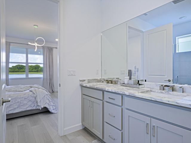 Продажа дома по адресу 14988 Three Ponds Trail - фото 6214314