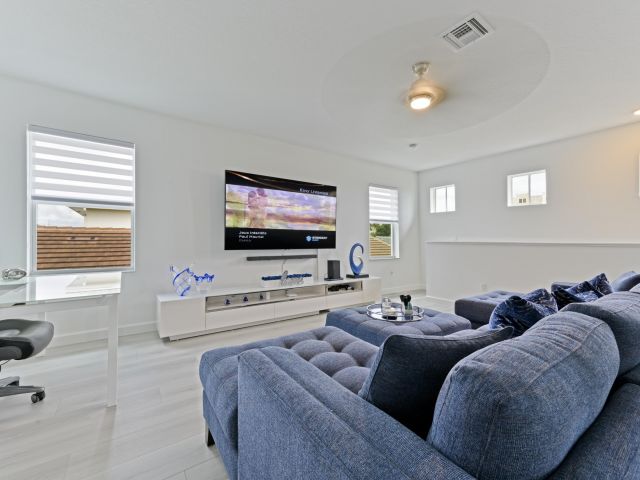 Продажа дома по адресу 14988 Three Ponds Trail - фото 6214319