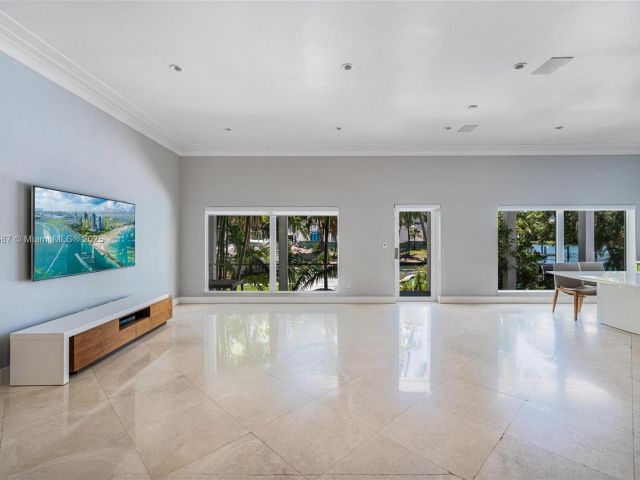 Дом в аренду по адресу  - фото 6209150