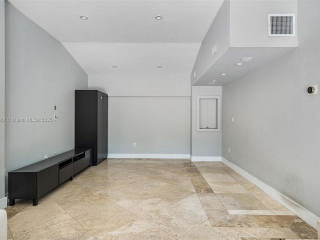 Дом в аренду по адресу  - фото 6209155