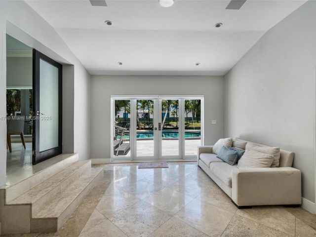 Дом в аренду по адресу  - фото 6209156