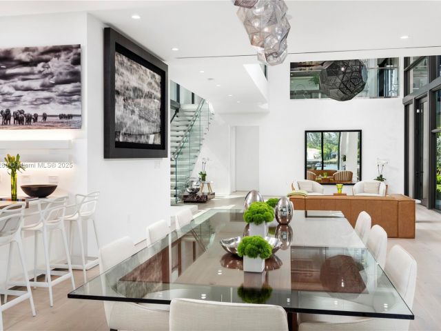 Продажа дома по адресу 1410 S Biscayne Point Rd - фото 6208309