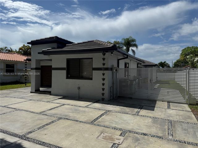 Продажа дома по адресу 14480 SW 112th ST - фото 6209288