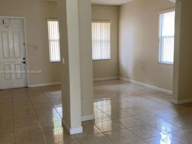 Дом в аренду по адресу 1924 SE 17 court 1924 - фото 6209627