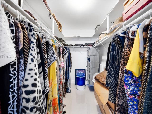 Продажа квартиры #1510 - фото 6218747