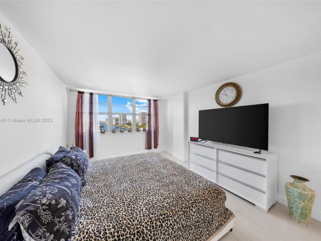 Продажа квартиры #1510 - фото 6218749