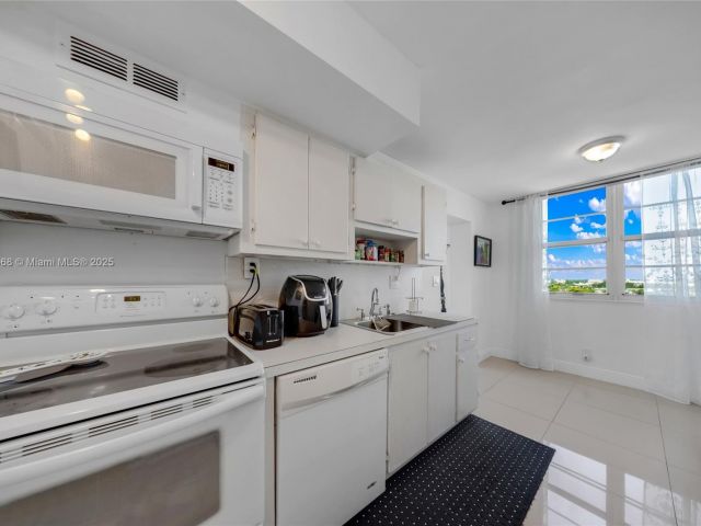 Продажа квартиры #1510 - фото 6218754