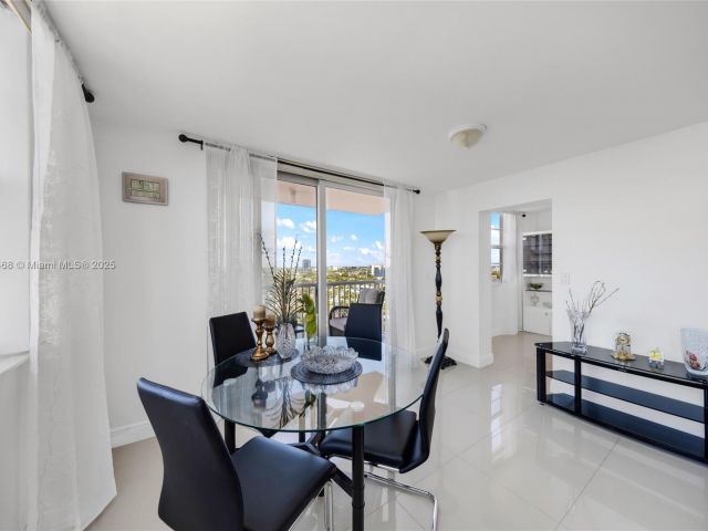 Продажа квартиры #1510 - фото 6218757