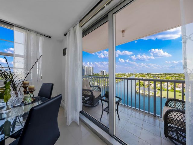 Продажа квартиры #1510 - фото 6218760