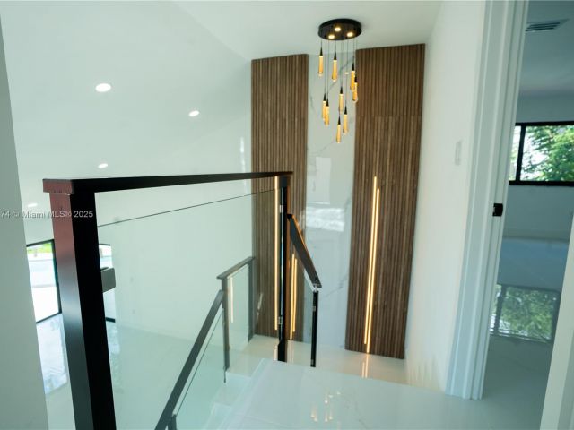 Продажа дома по адресу 10433 SW 118th Ct - фото 6237561