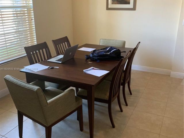 Дом в аренду по адресу 14657 SW 14th St - фото 6210016