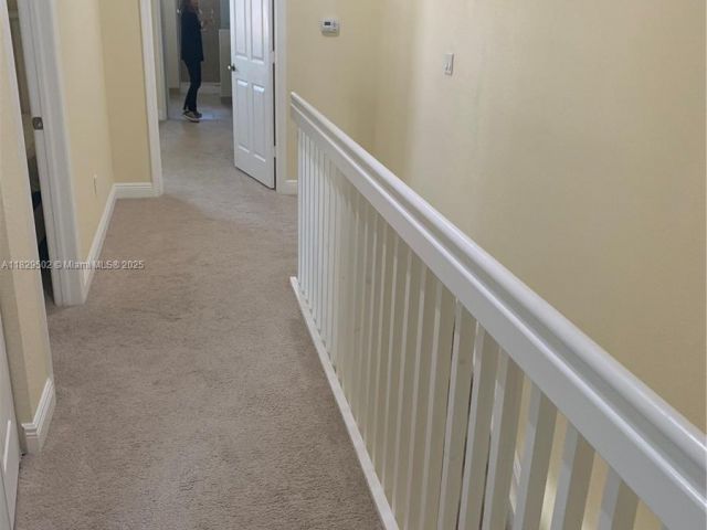 Дом в аренду по адресу 14657 SW 14th St - фото 6210018