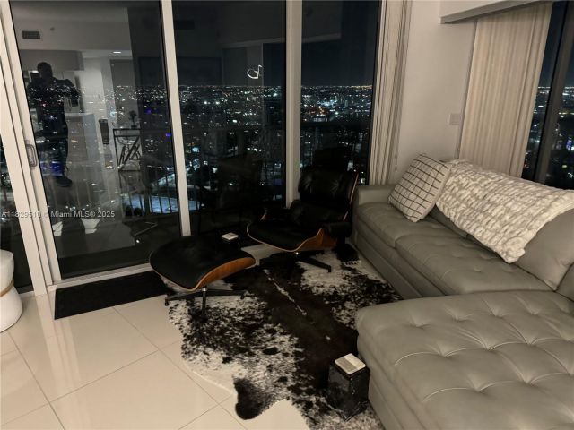 Продажа квартиры #5114 - фото 6222786