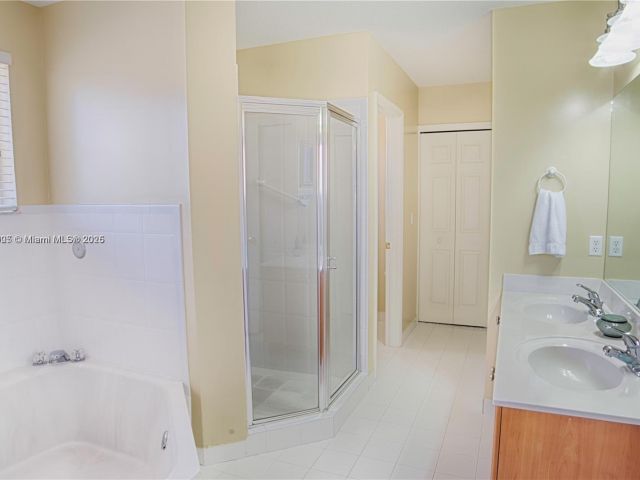 Продажа дома по адресу 14432 SW 38th Ln - фото 6210094