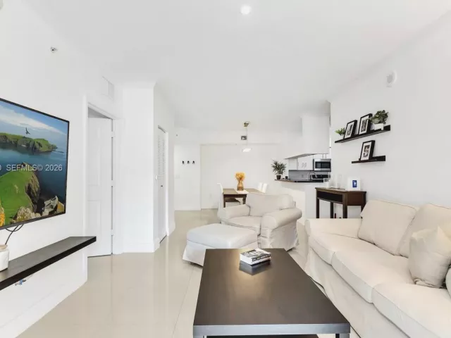 Продажа квартиры #1610 - фото 6899697