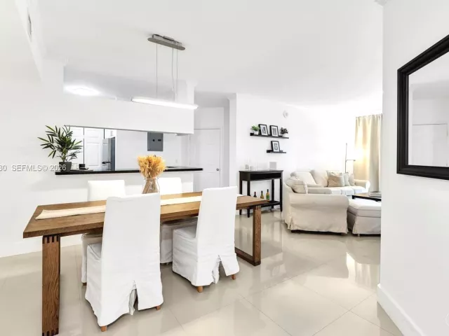 Продажа квартиры #1610 - фото 6899701