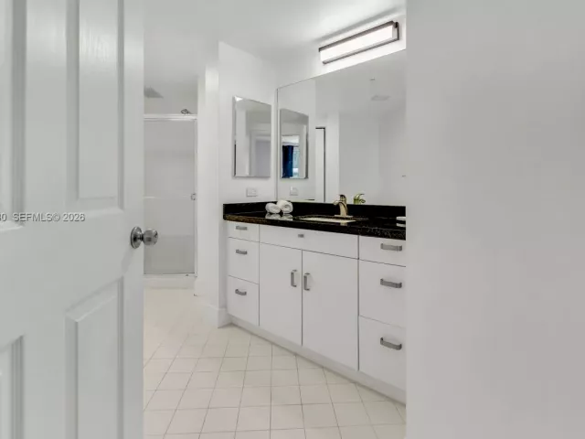 Продажа квартиры #1610 - фото 6899685