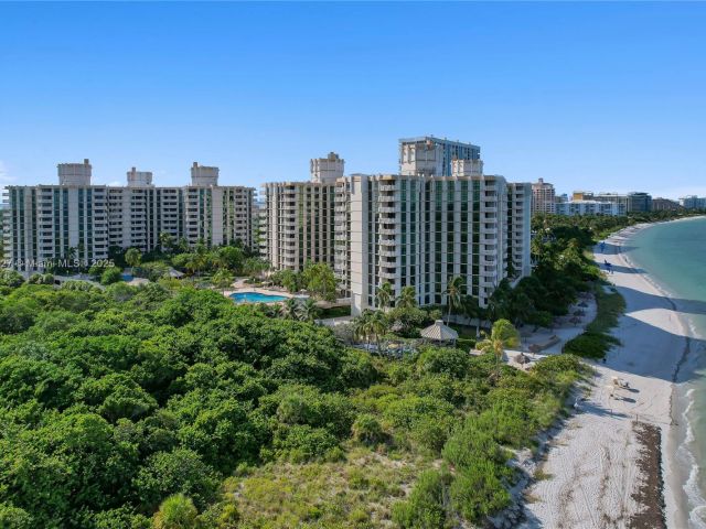 Продажа квартиры #F201 - фото 6230240