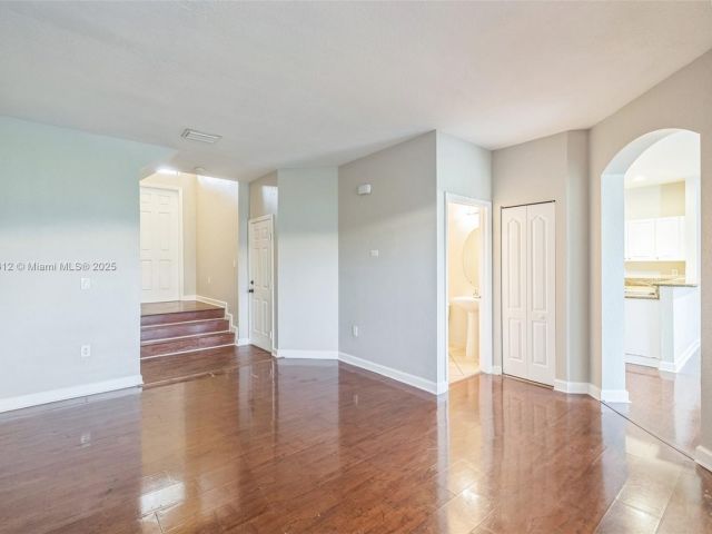 Продажа дома по адресу 11266 SW 236th Ln - фото 6226878