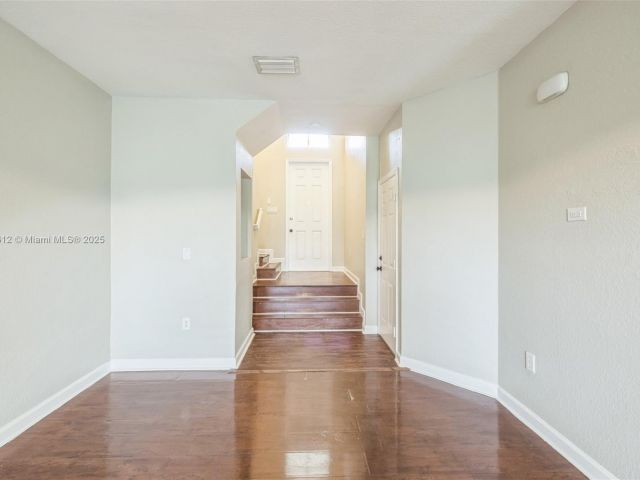 Продажа дома по адресу 11266 SW 236th Ln - фото 6226884