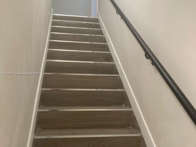 Продажа дома по адресу 25767 SW 144th Ave - фото 6218505