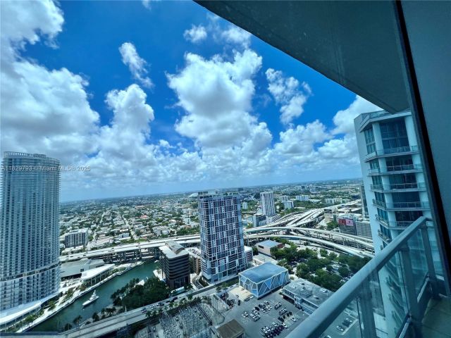 Квартира в аренду номер4410 - фото 6211118