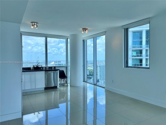 Квартира в аренду номер4410 - фото 6211121