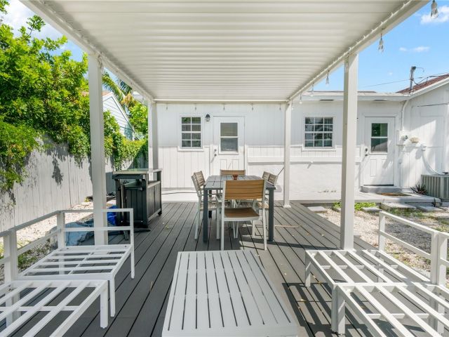 Продажа дома по адресу 516 Puritan Rd - фото 6211246