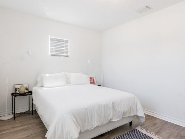 Продажа дома по адресу 516 Puritan Rd - фото 6211253