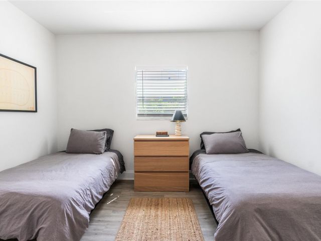 Продажа дома по адресу 516 Puritan Rd - фото 6211254